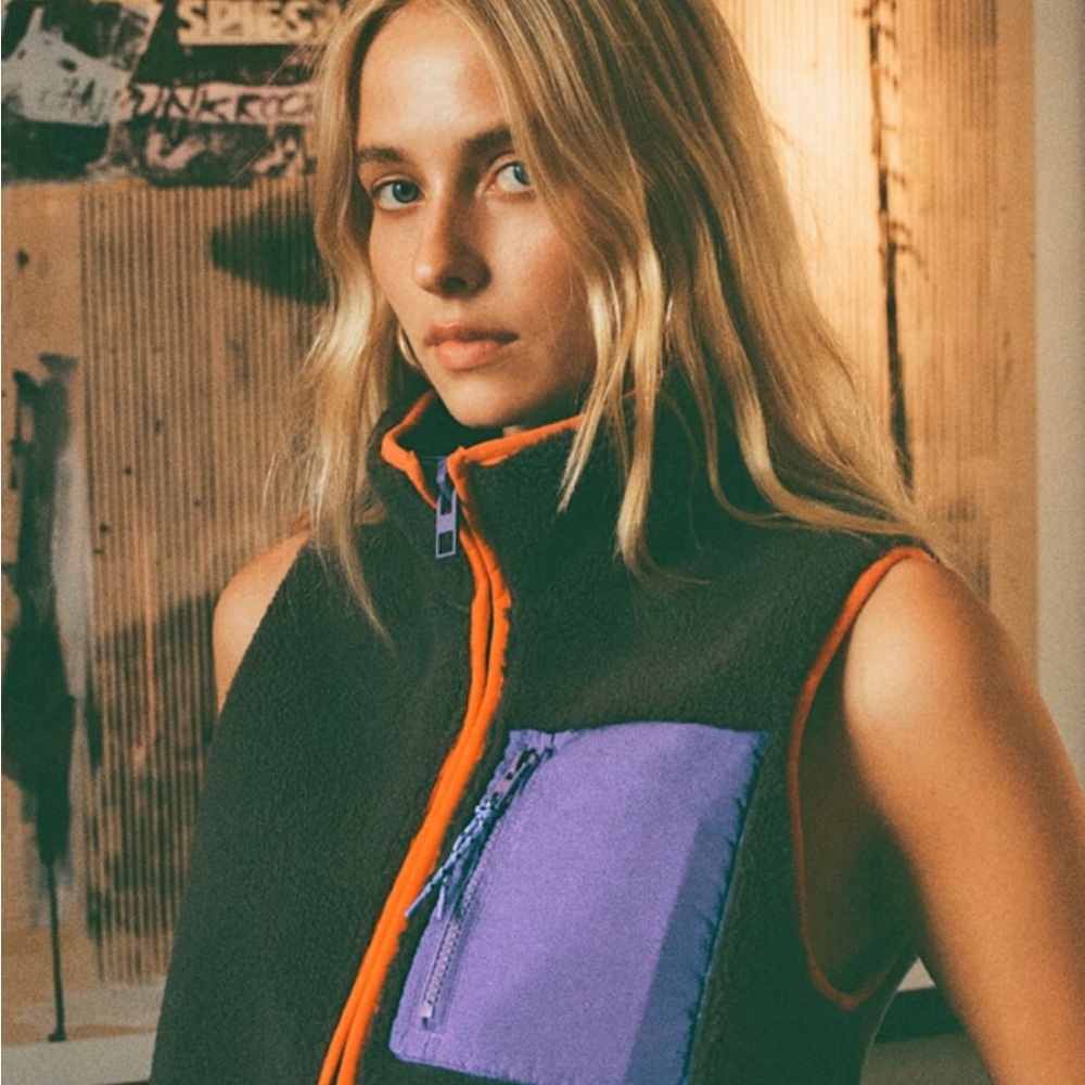 Zara Cropped Vest